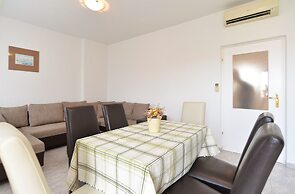 Apartment 1782
