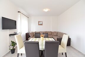 Apartment 1782
