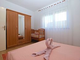 Apartment 1789