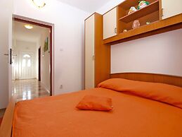 Apartment 1789