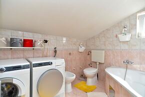 Apartment 1791