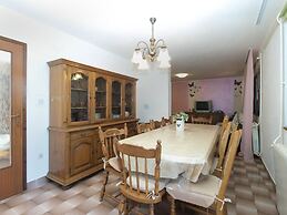 Apartment 1794