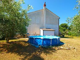 Apartment 1794