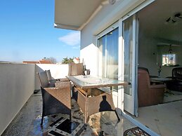 Apartment 1800