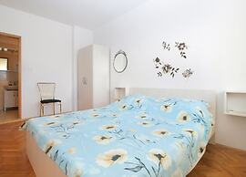 Apartment 1804