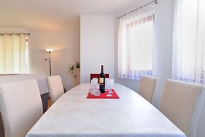 Apartment 1807