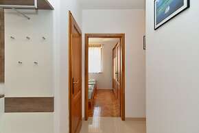 Apartment 1807
