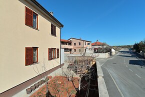 Apartment 1807