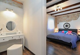 Apartment 1814