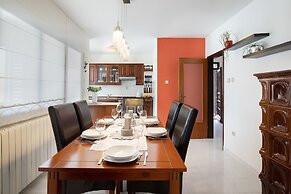Apartment 1816