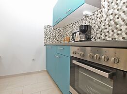 Apartment 1819