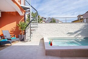 Apartment 1835