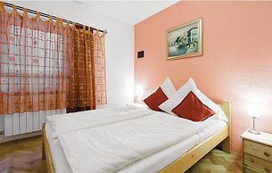 Apartment 1835