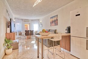 Apartment 1835