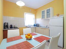Apartment 1840