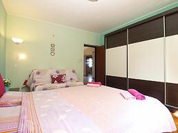 Apartment 1844