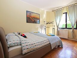 Apartment 1844