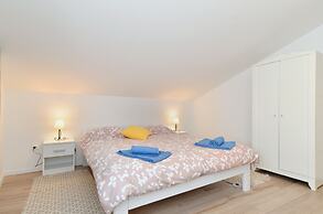 Apartment 1845