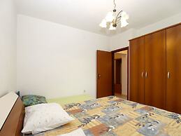 Apartment 1858