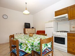 Apartment 1858