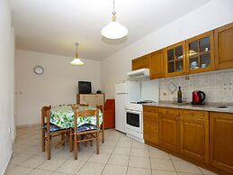 Apartment 1858