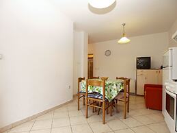 Apartment 1858