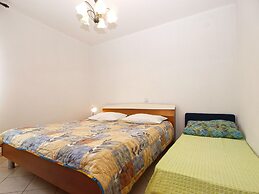 Apartment 1858