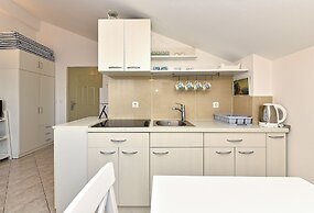Apartment 1860