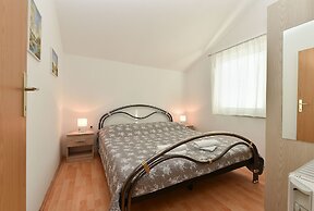 Apartment 1860