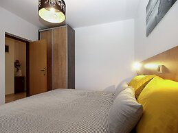 Apartment 1868