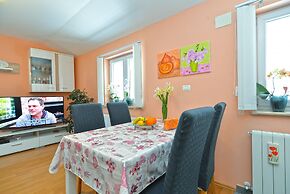Apartment 1873