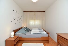 Apartment 1905