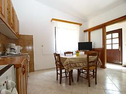 Apartment 1907