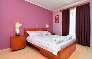 Apartment 1917