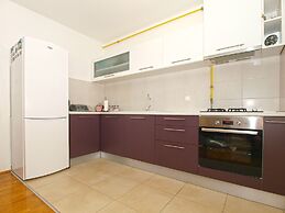 Apartment 1920