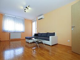 Apartment 1920