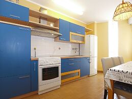 Apartment 1922
