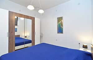 Apartment 1927