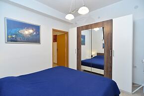 Apartment 1927