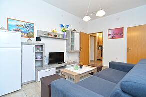 Apartment 1927