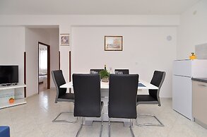 Apartment 1938