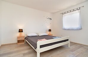 Apartment 1938