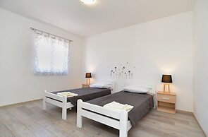 Apartment 1938