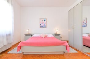 Apartment 1947