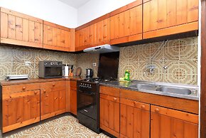 Apartment 1950