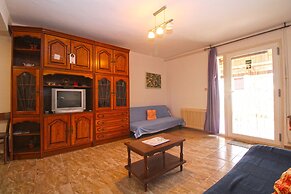 Apartment 1954