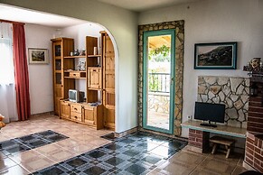 Apartment 1981