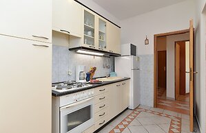 Apartment 1982