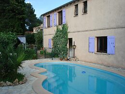 Villa in Frejus With Pool Near Beach