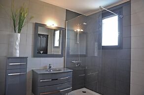 Villa in Frejus With Pool Near Beach